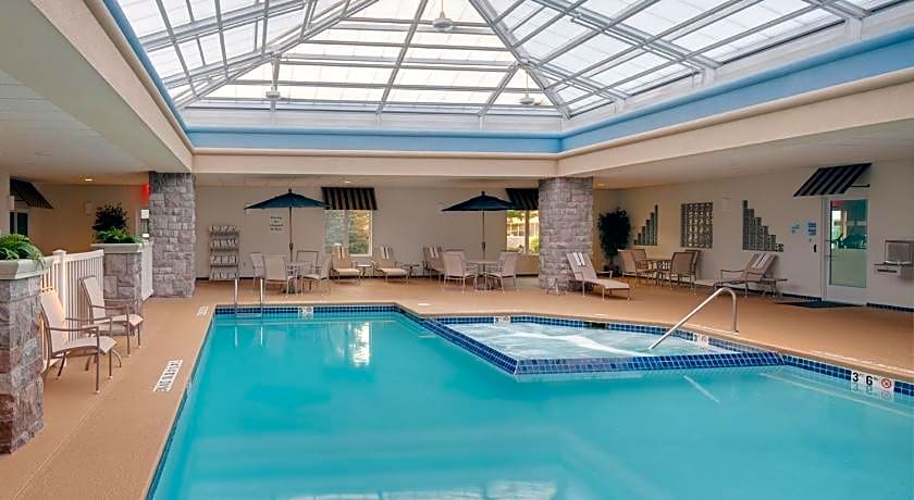 Holiday Inn Express Hotel & Suites Saginaw By IHG