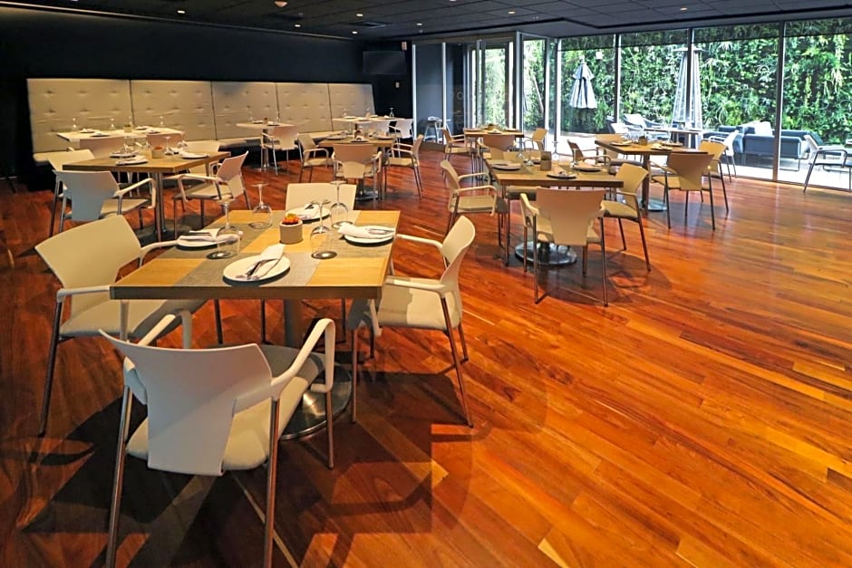 City Express Suites by Marriott Ciudad de México Santa Fe