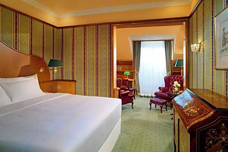 Executive Room, 1 King Bed, Non Smoking