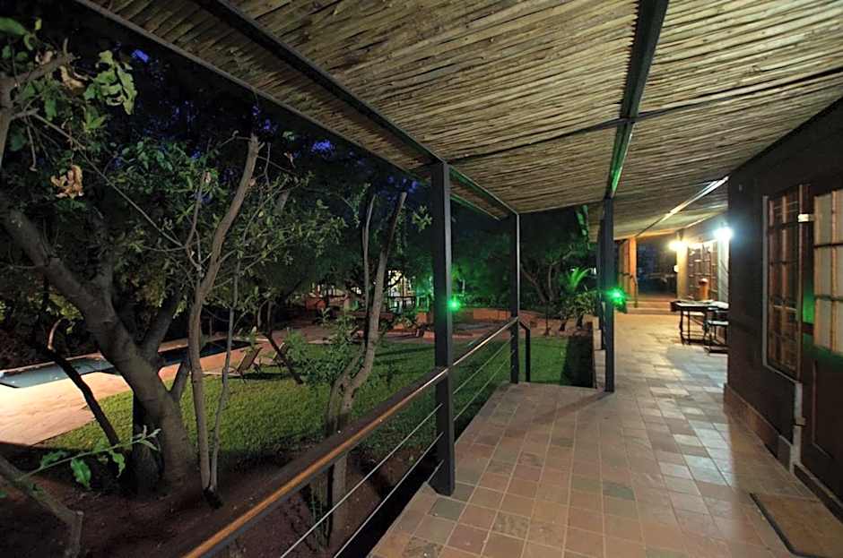 Tuskers Bush Lodge B&B