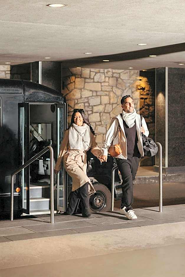 Sheraton Montreal Airport Hotel