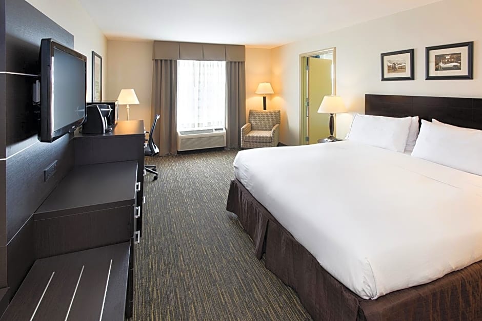 Holiday Inn Express Hotel & Suites Andover East 54 Wichita