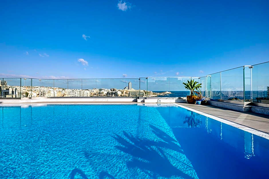 Photo 1 of 50 of Plaza Regency Hotels
