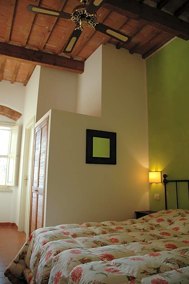 Villa Terme Di Caldana B&B