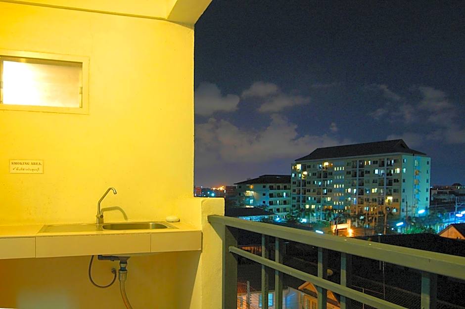 Grand Marina Hotel