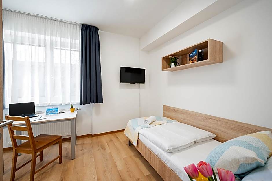 University Hotel