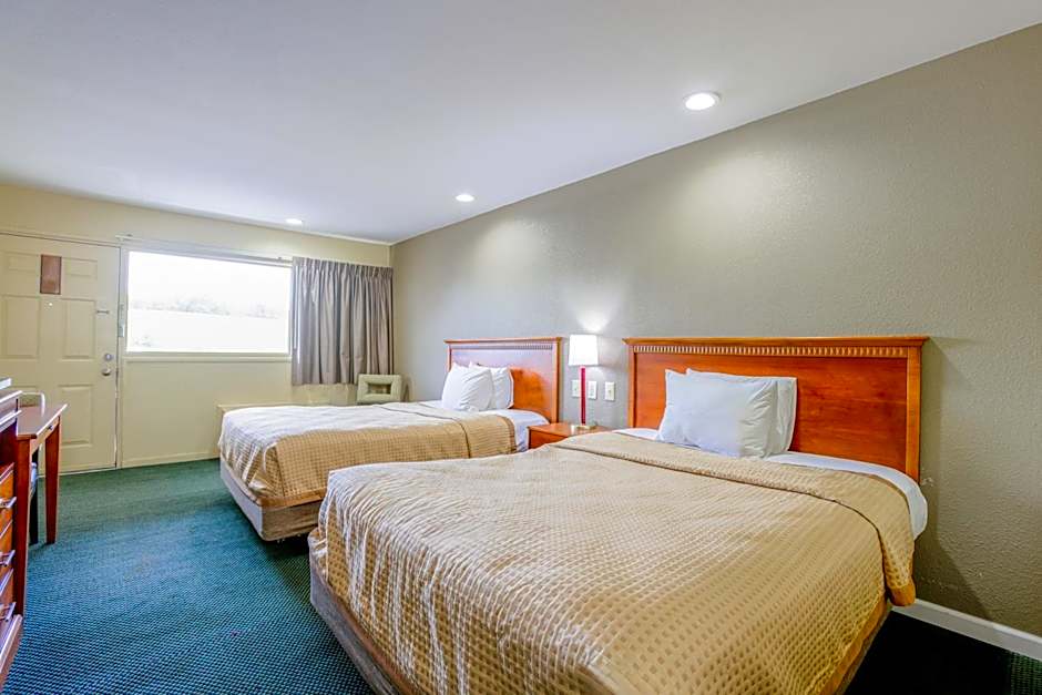 Budget Inn By OYO Natural Bridge I-81