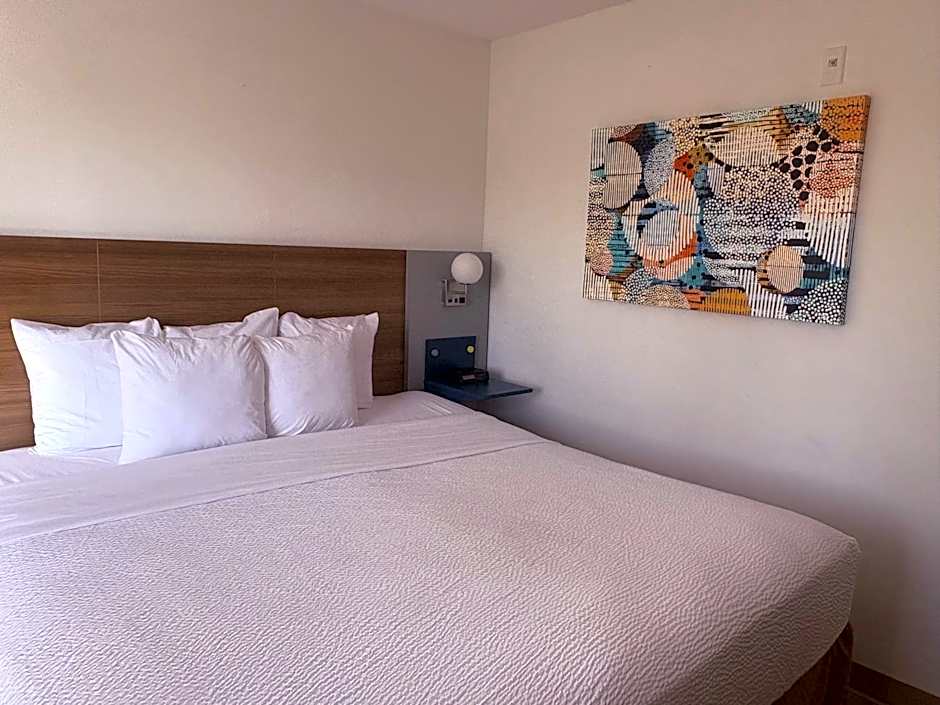 Microtel Inn & Suites by Wyndham Denver Airport