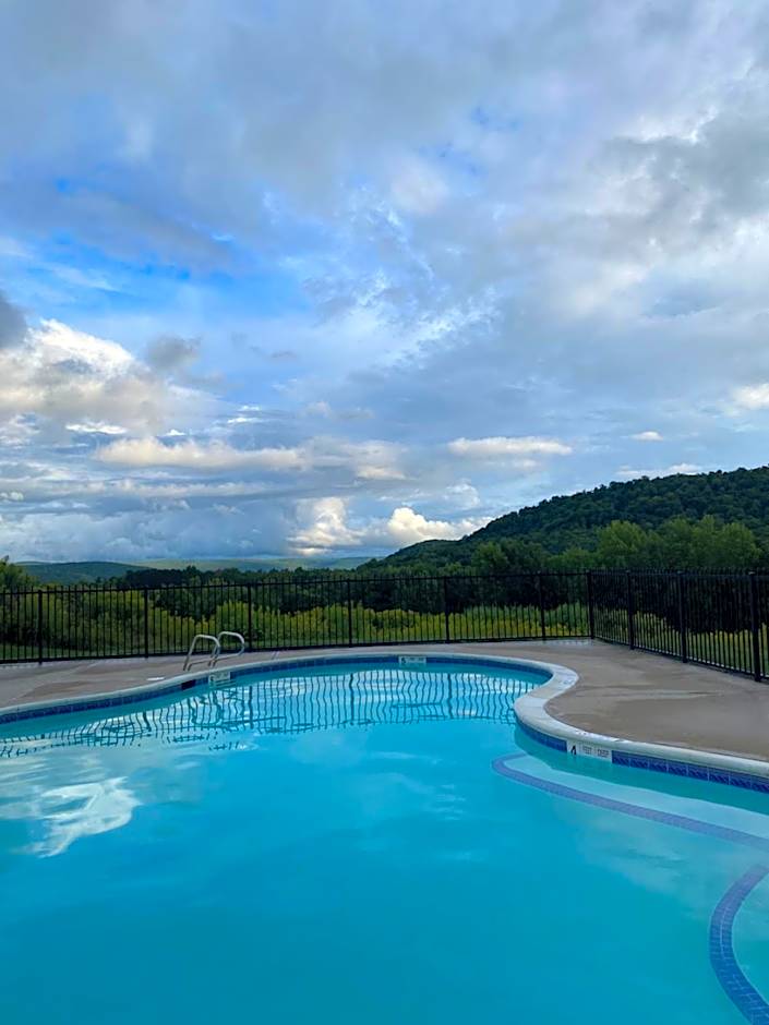 August Lodge Cooperstown