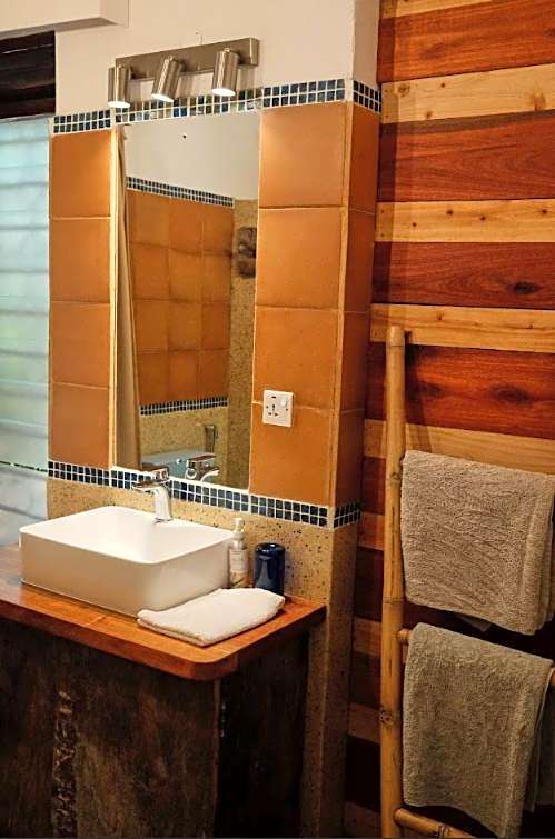 Salty's Kitesurf Village