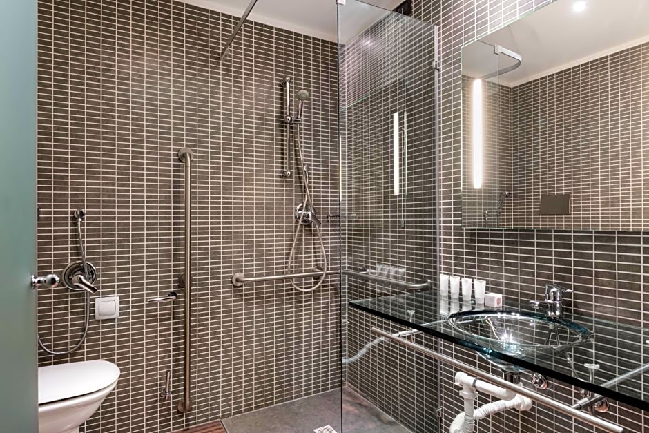 AC Hotel by Marriott Bologna
