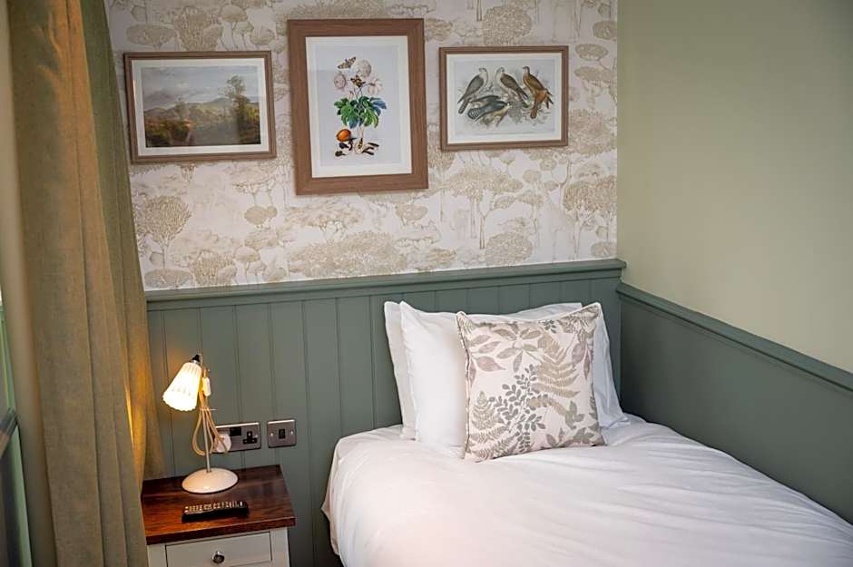 Ardencaple Hotel by Greene King Inns