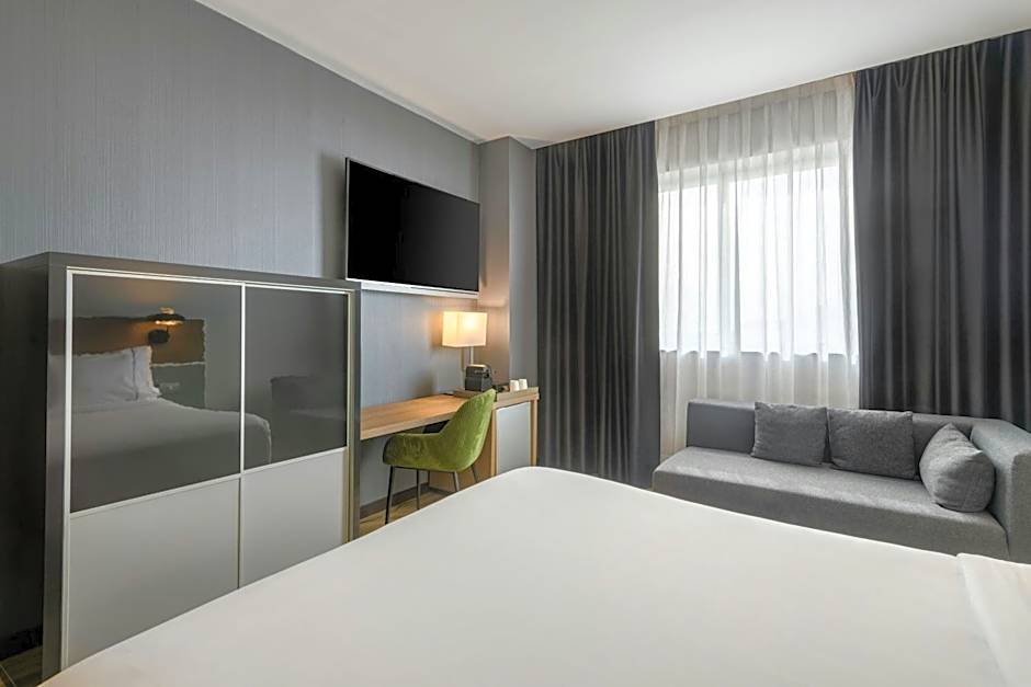 AC Hotel by Marriott Madrid Feria