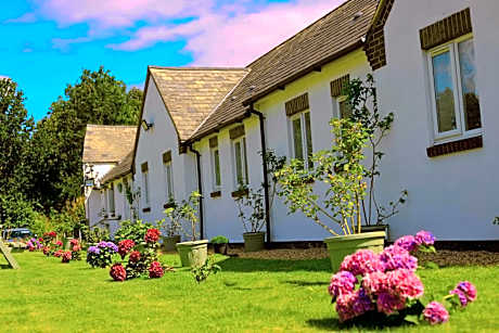 The Evergreen Hotel