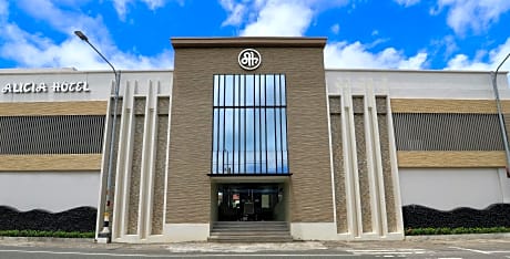 Alicia Hotel & Restaurant