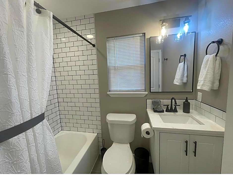 Apt 1- High Plains Lodge at Nomad Landing