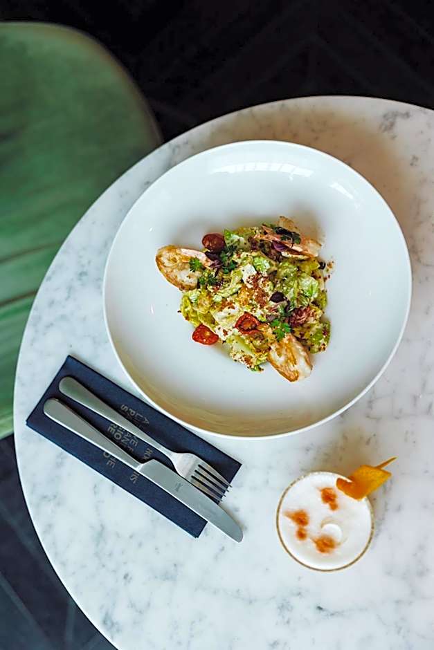 Roomers Munich, Autograph Collection by Marriott