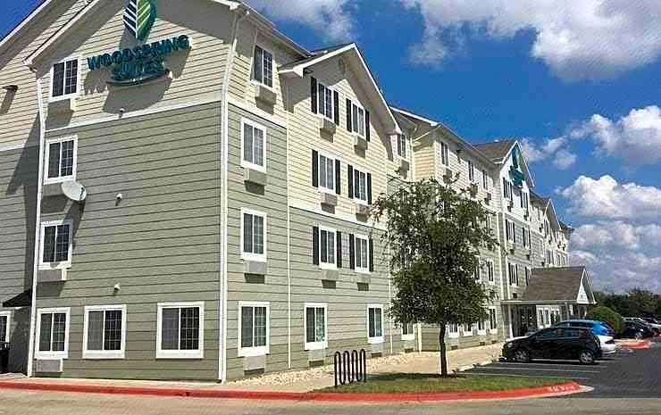 WoodSpring Suites Springfield