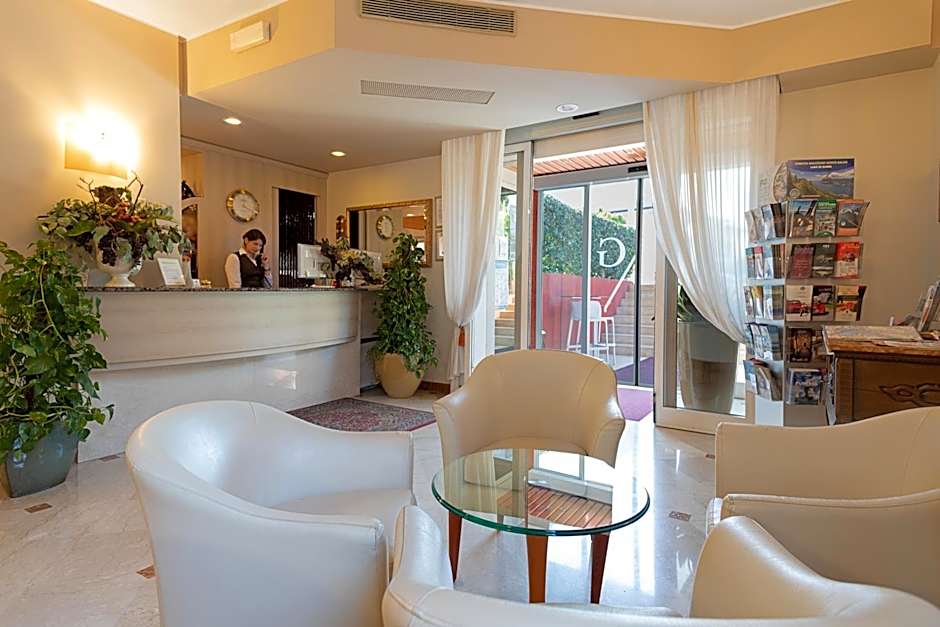 Hotel Gardenia & Villa Charme