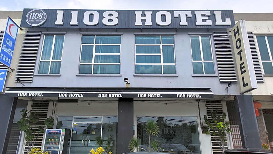 1108 Hotel Sungkai