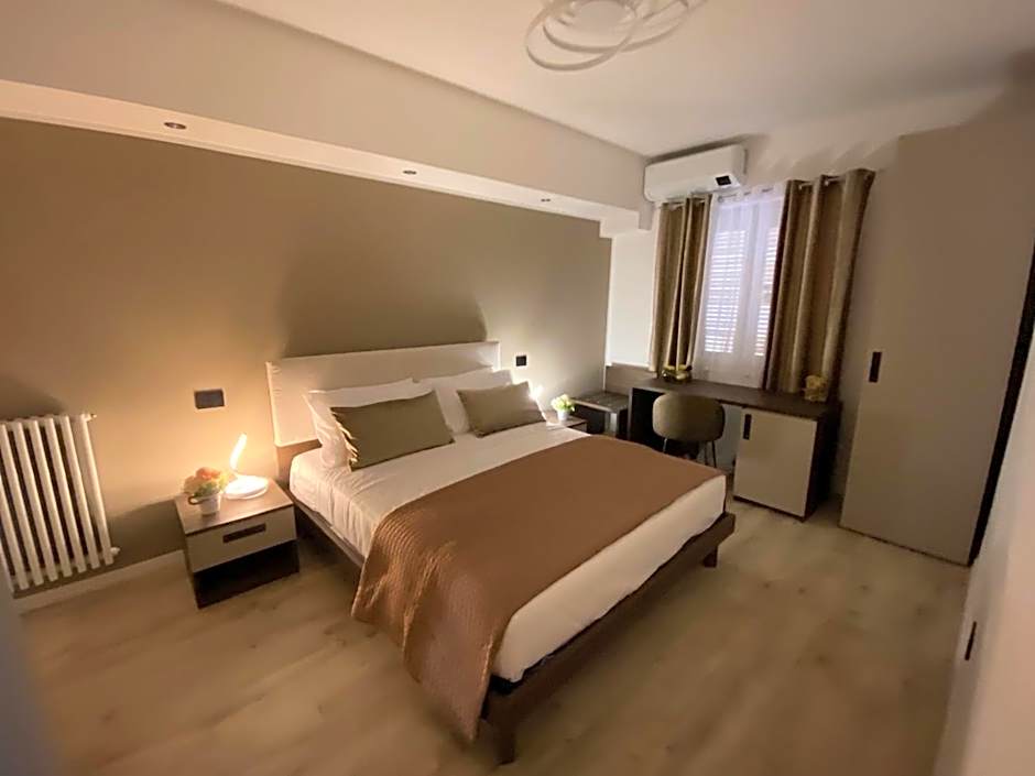 Hotel Plaza Ungheria