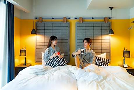 Twin Room - Non-Smoking