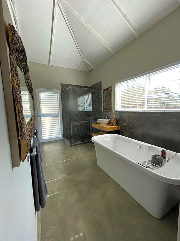 isiLimela Game Lodge