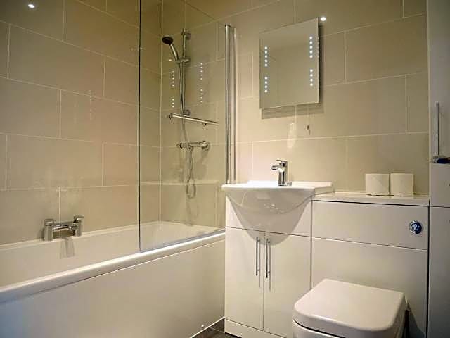 The Courtyard, 4 - Bed, Sleeps 6, Pets Welcome