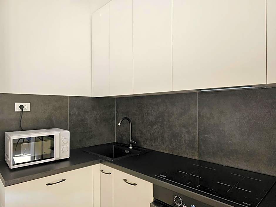 Maria's Home by MONHOLIDAY