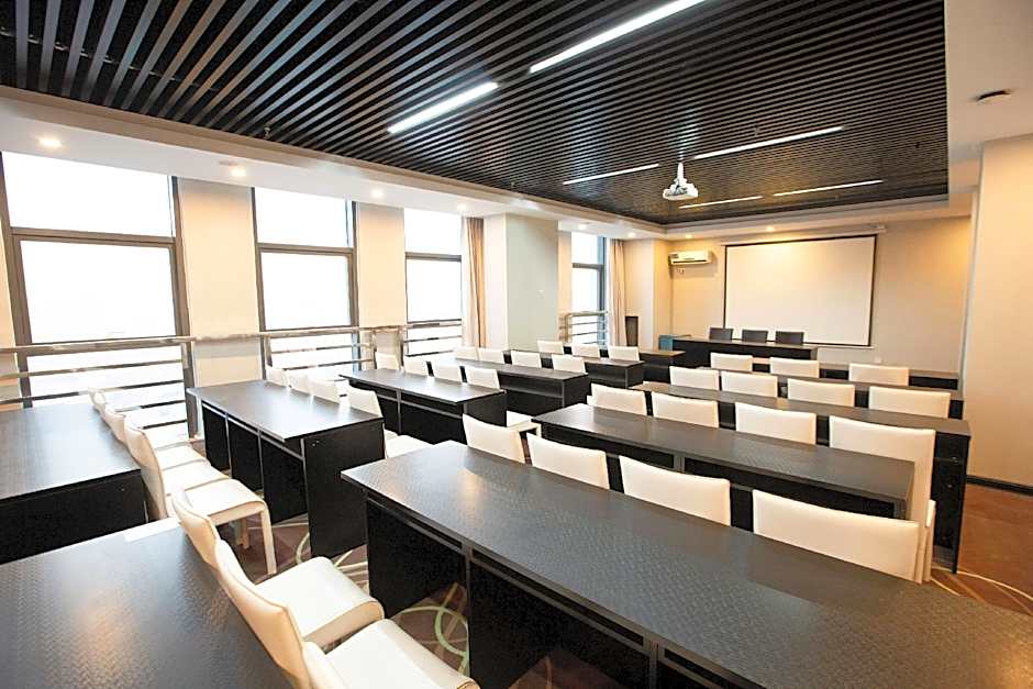 Xana Hotelle Tianjin Jingang Road Huaxi Branch