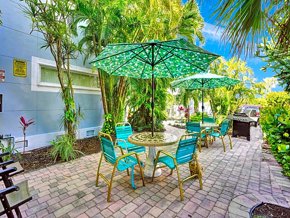 Beach Tide Motel