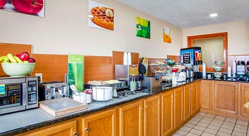 Quality Inn Ottawa near Starved Rock State Park