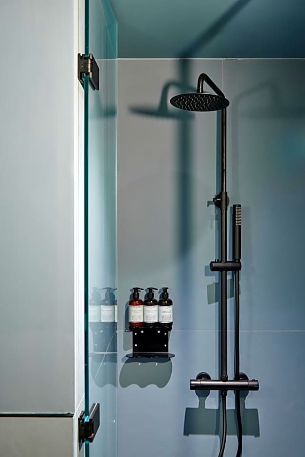 Buckle Street Studios by Locke