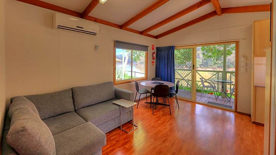 Moama Riverside Holiday Park