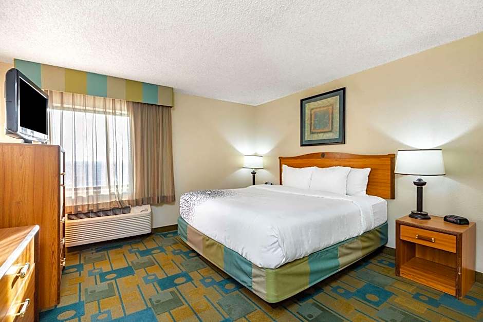 La Quinta Inn & Suites by Wyndham El Paso East