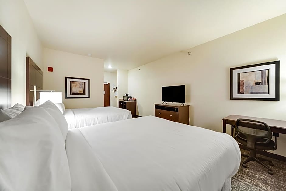 Cobblestone Hotel & Suites - Cozad
