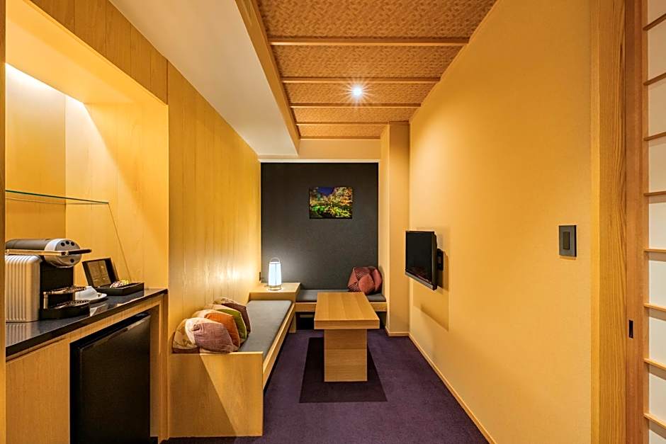 Nagi Kyoto Shijo