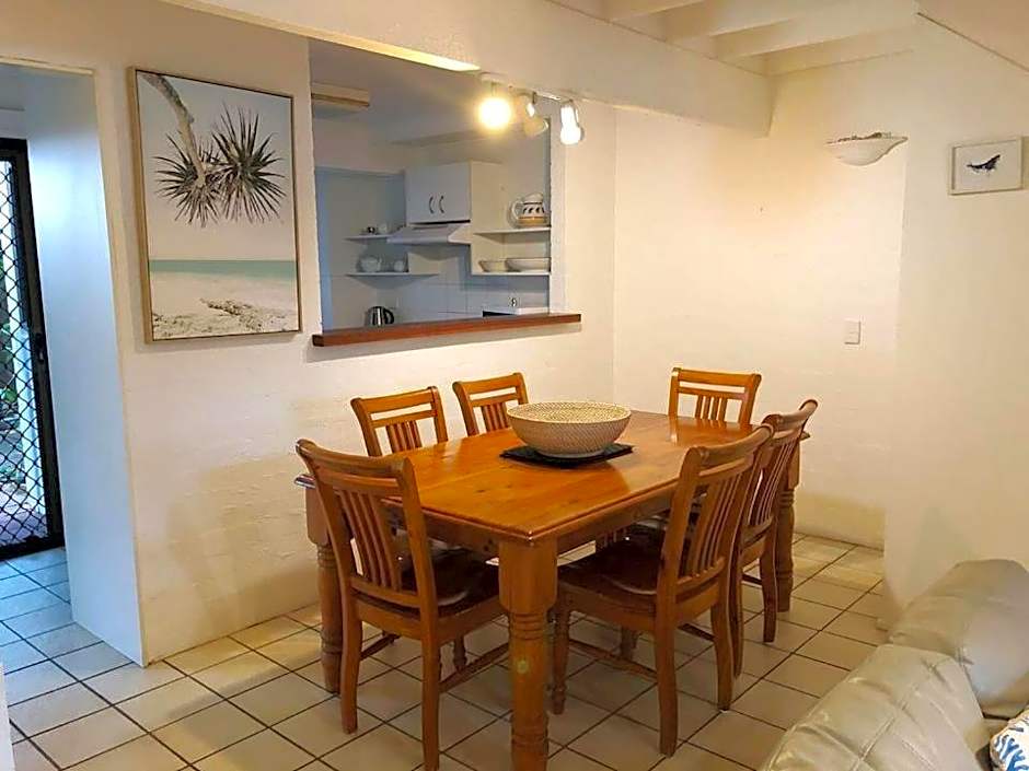 Le Court Villas
