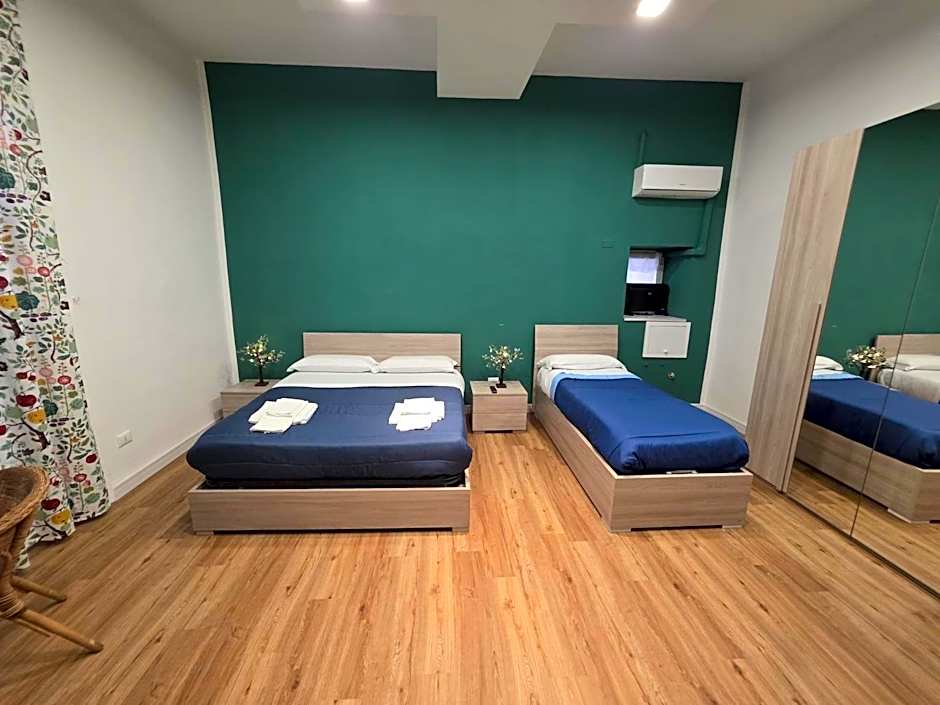 Vanzi Rooms