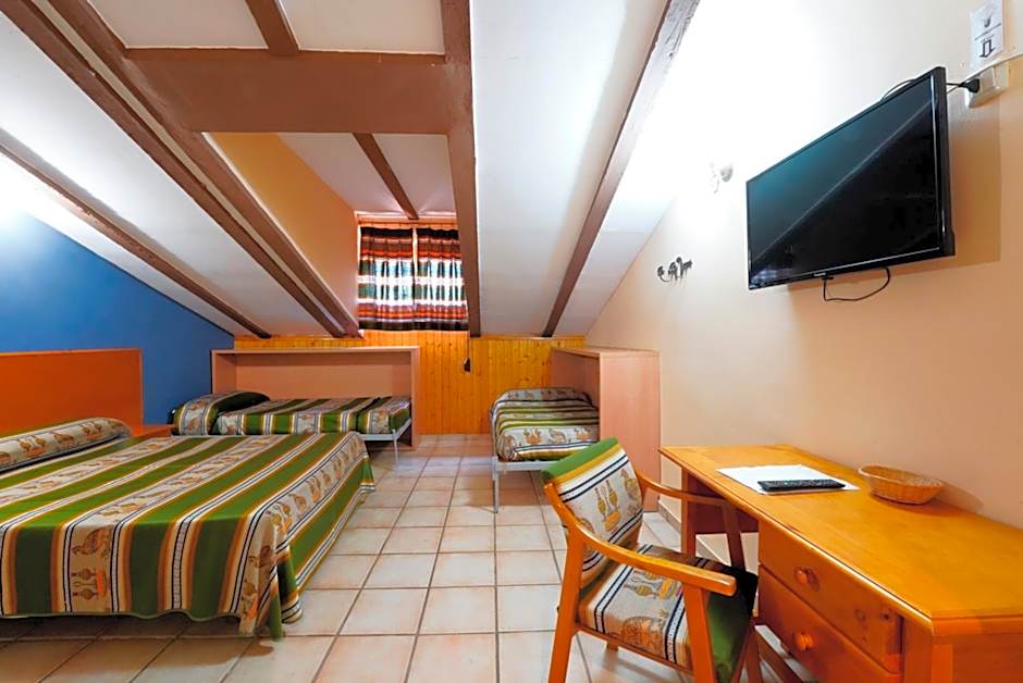 Hotel La Rueda 3000