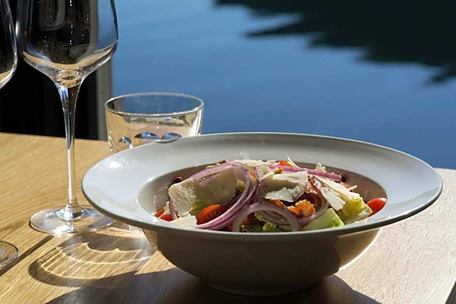 Solsiden Brygge Rorbuer