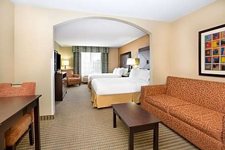 One-Bedroom Suite with Two Queen Beds