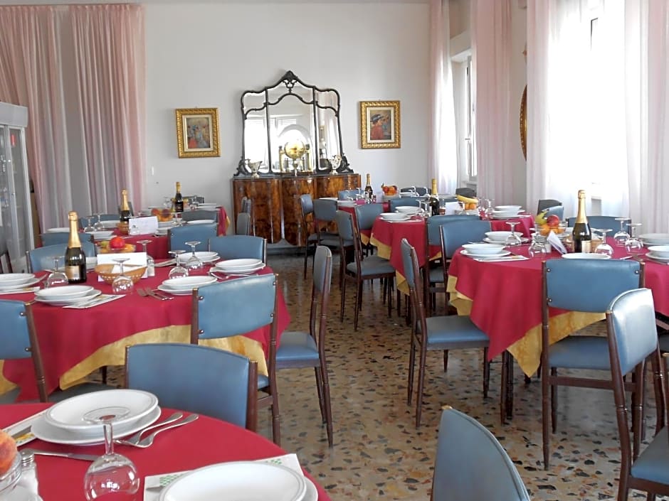 Hotel Laguna Blu