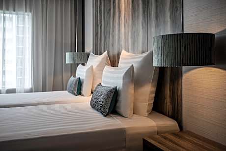 DELUXE ROOM, 2 Single Size Beds, Sea View