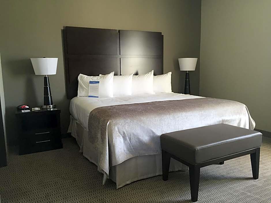 Baymont by Wyndham College Station