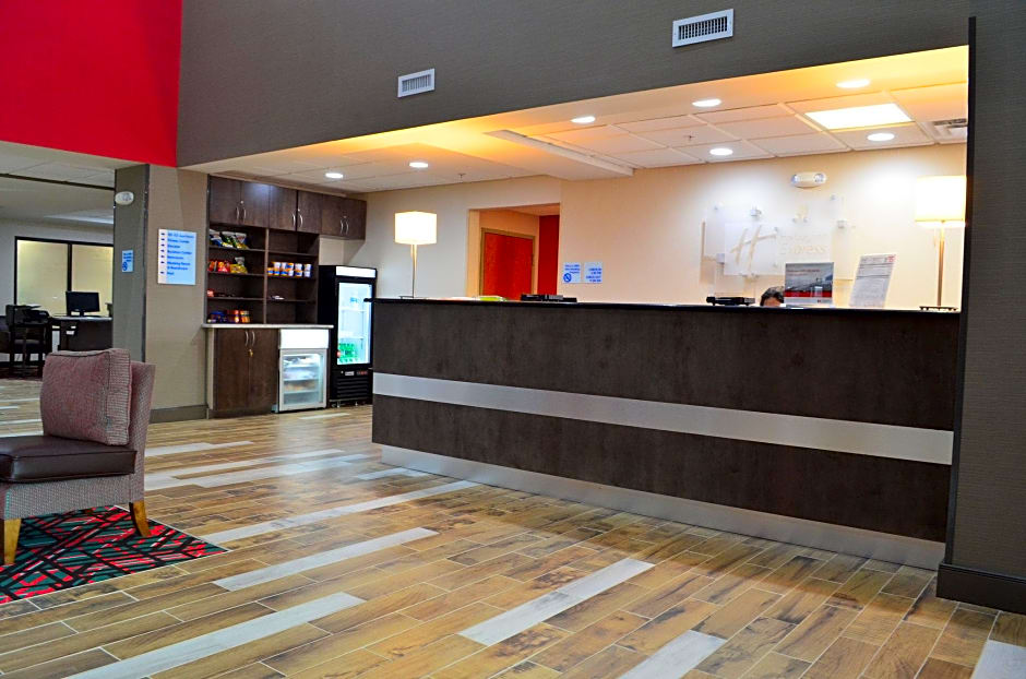 Holiday Inn Express Madison By IHG