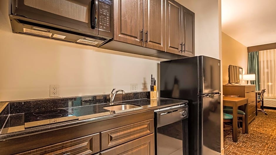 Best Western Plus/Executive Residency Elk City