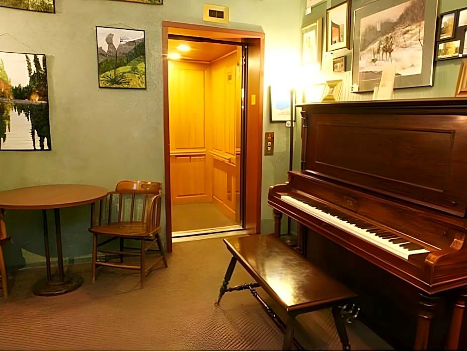 Kalispell Grand Hotel