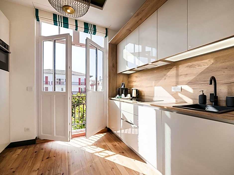 MADISON Saint Jean de Luz - Handwritten Collection