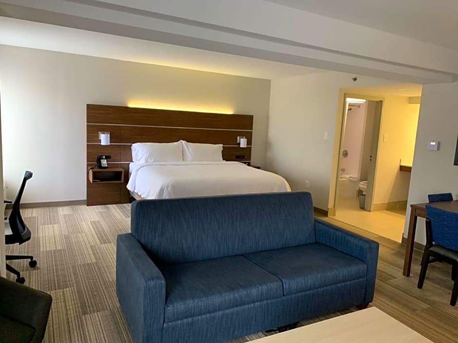 Holiday Inn Express Voorhees - Mt. Laurel By IHG